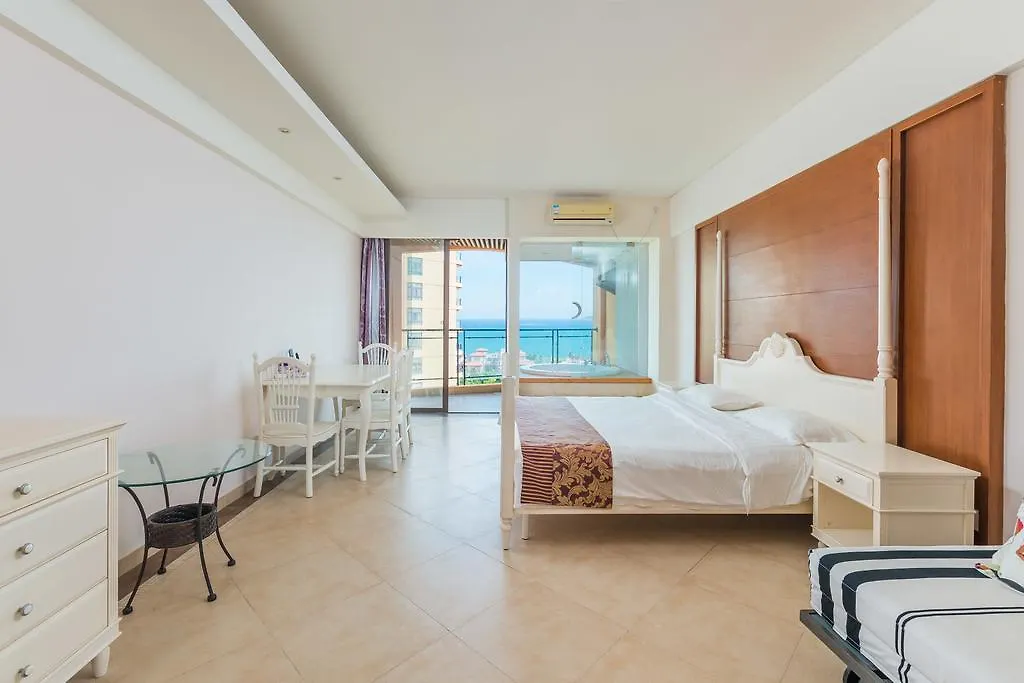 Gold Boutique Holiday Hotel Sanyabay（Free Cooking &Airport Transfer，100 Meters Away From The Beach） 3*, Sanya China
