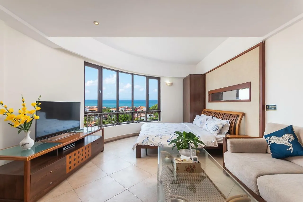 Gold Boutique Holiday Hotel Sanyabay（Free Cooking &Airport Transfer，100 Meters Away From The Beach）  Sanya