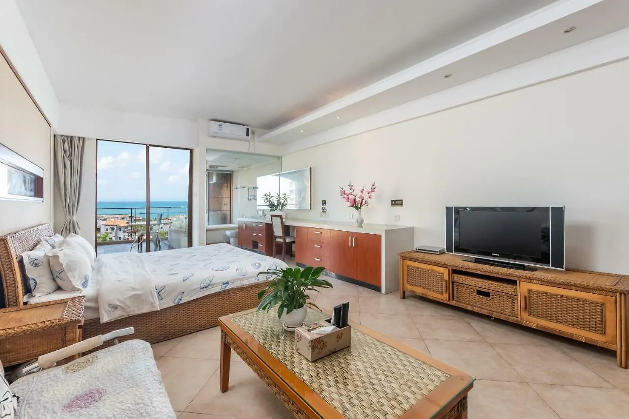 Gold Boutique Holiday Hotel Sanyabay（Free Cooking &Airport Transfer，100 Meters Away From The Beach） 3*, Sanya